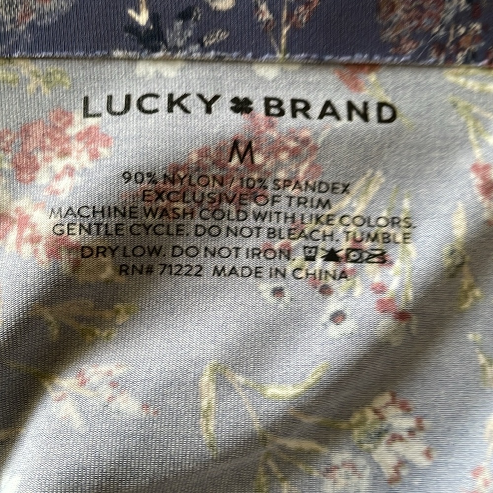 NWOT Set Of 5 Woman’s Medium Lucky Brand Hipsters Floral/Blue/Black/Print Fabric - Picture 5 of 15
